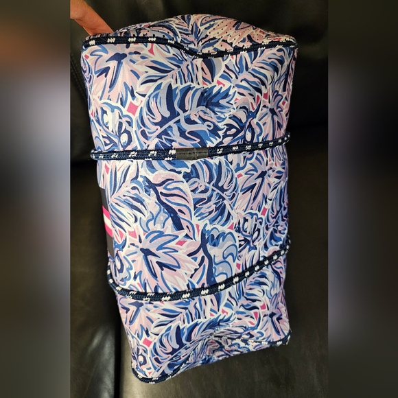 Simply Southern In Leaf Print Multicolored Pink and Blue Neoprene Tote EUC - Picture 9 of 16